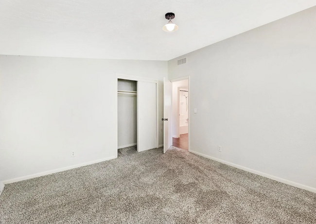 Master Bedroom Closet - 6401 N Randall Dr