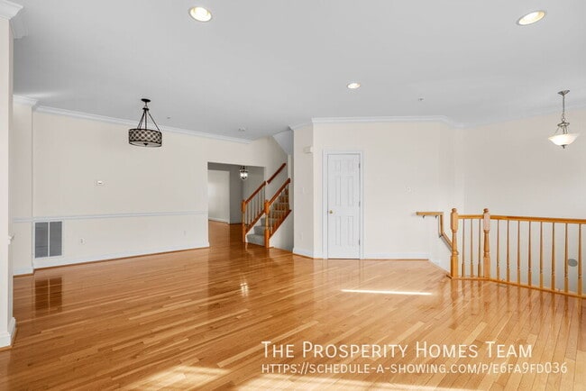 Building Photo - 9752 Evening Bird Ln