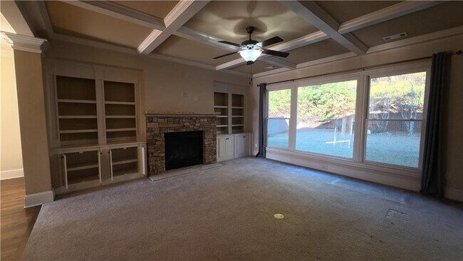 Building Photo - 3361 Lake McGinnis Dr