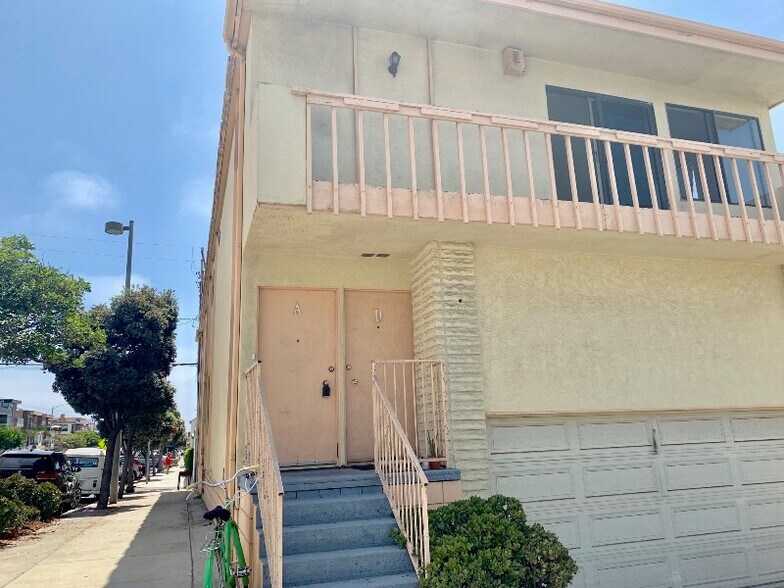 Primary Photo - 1411 Manhattan Ave