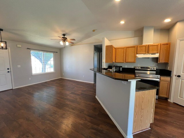 Building Photo - 3 Bed 2 Bath in Caldwell!