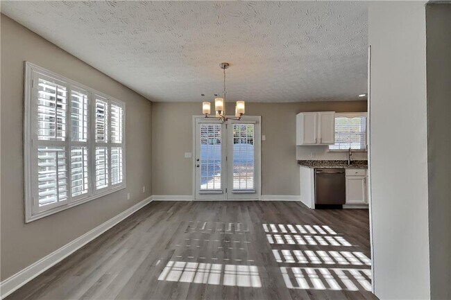 Building Photo - 5021 Limerick Ln