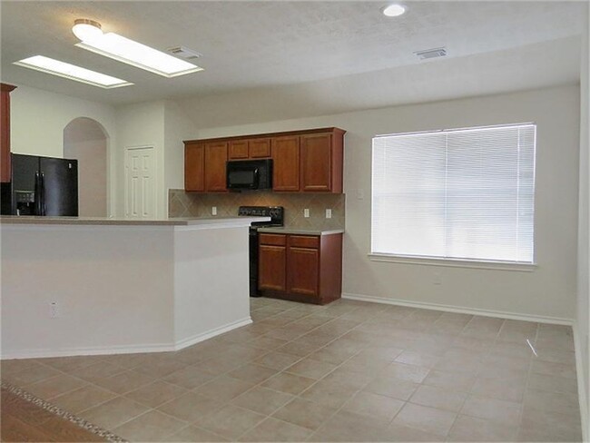 Building Photo - 6410 Bonnie Chase Ln