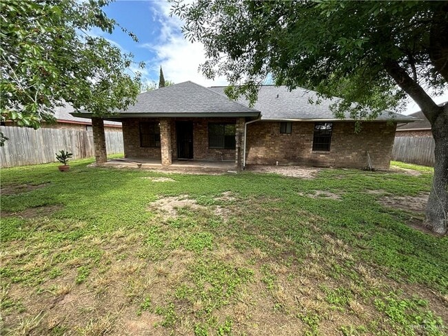 Building Photo - 1512 W Cherry Blossom Cir