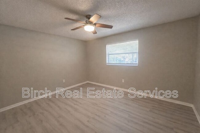 Building Photo - 449 2nd Ave