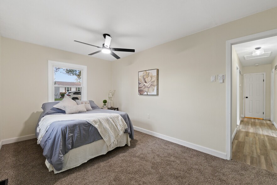 Building Photo - 25 W Ofallon Dr