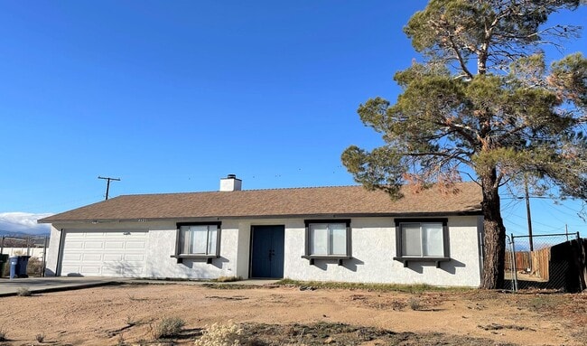 Building Photo - Military Discount Offered!!!