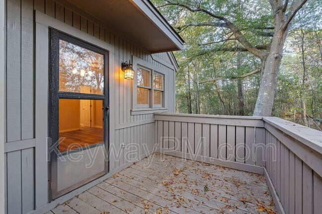 Building Photo - 48 Bluff Pointe Way