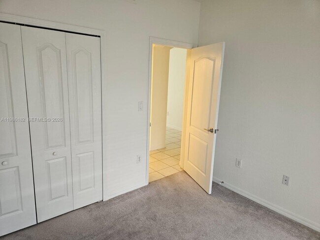 Building Photo - 8846 W Flagler St