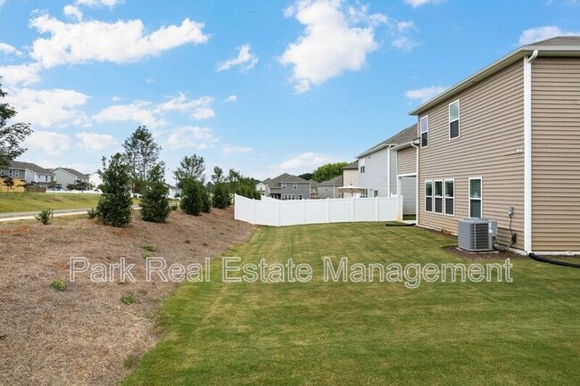 Building Photo - 7010 Shale Loop