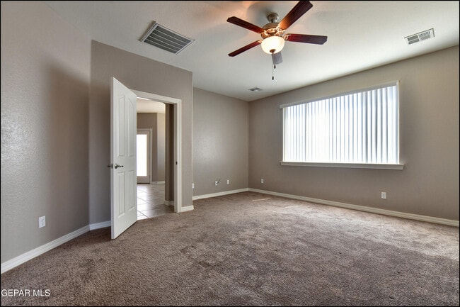 Building Photo - 6560 Westfield Dr