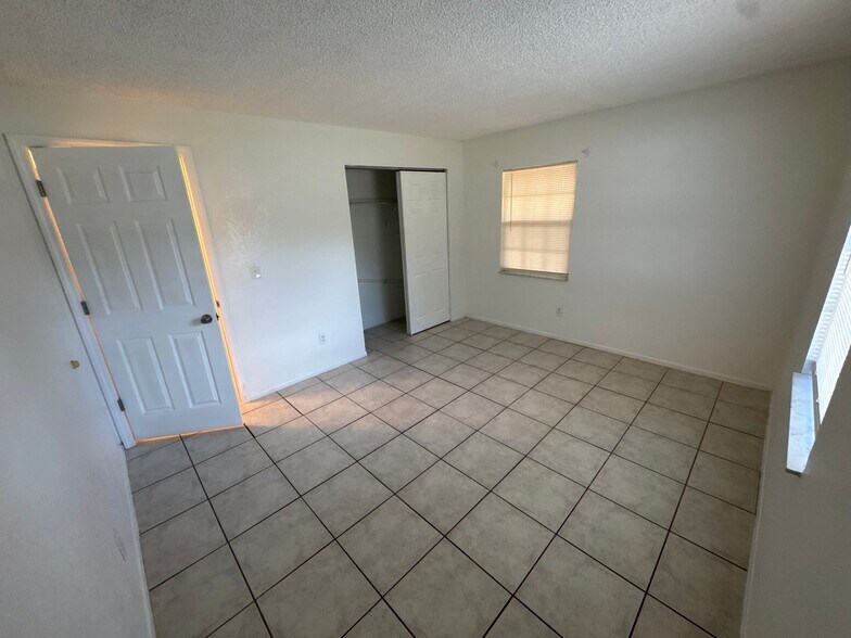 Building Photo - 1936 Wolford Rd