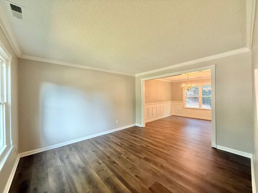 Building Photo - **OFFERING REFUNDABLE APPLICATION FEES** Spacious 4BD, 2.5BA Wake Forest Home with a Fenced Yard ...