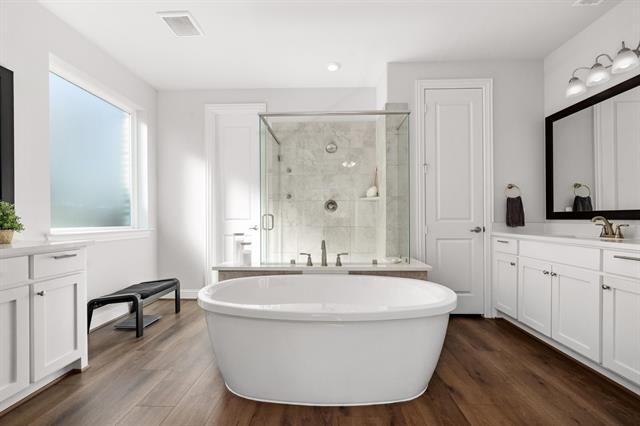 Building Photo - 4602 Lorion Dr