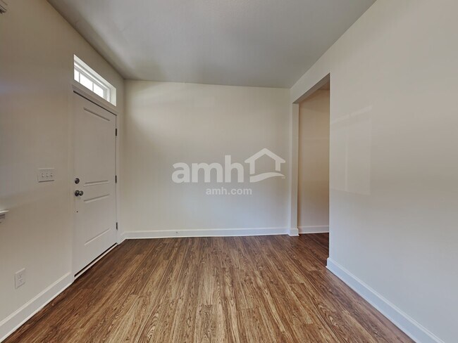 Building Photo - 3044 Eagle Bluff Way