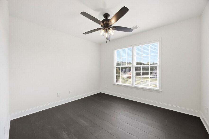 Building Photo - 5208 Hampton Mill Dr