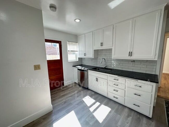Building Photo - 1804 S 1800 E