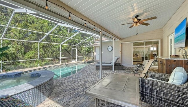 Building Photo - 2246 Cork Oak St W