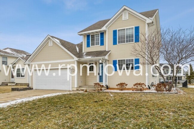 Building Photo - WEST DES MOINES TWO-STORY!! 4 Bedroom, 3.5 Bathrooms!