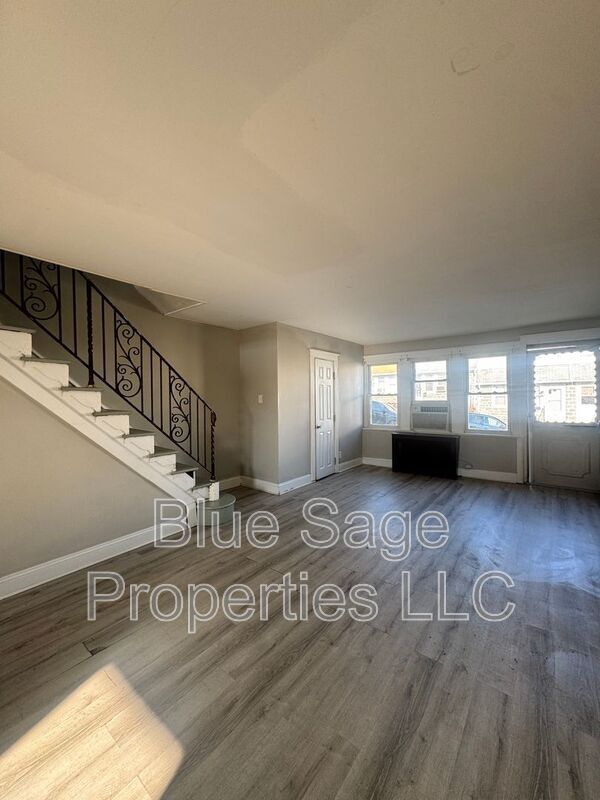 Building Photo - 145 N Madison Ave