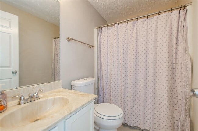 Building Photo - 1066 Wedgewood Ln