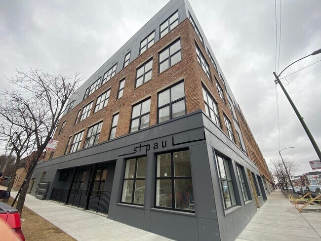 Primary Photo - 1741 N Western Ave