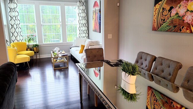 Dining _ Sunroom - 1006 River Bark Pl
