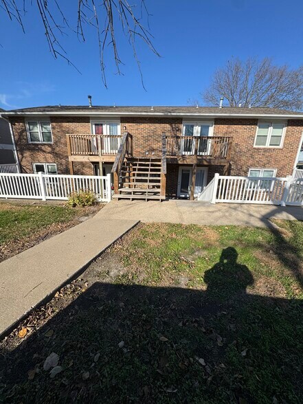 Building Photo - 139 N Washington St