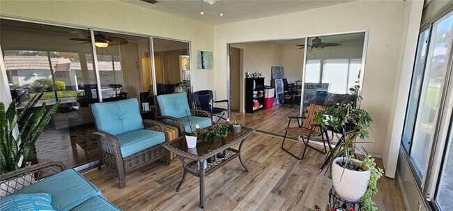 Building Photo - 2009 Riverbluff Pkwy