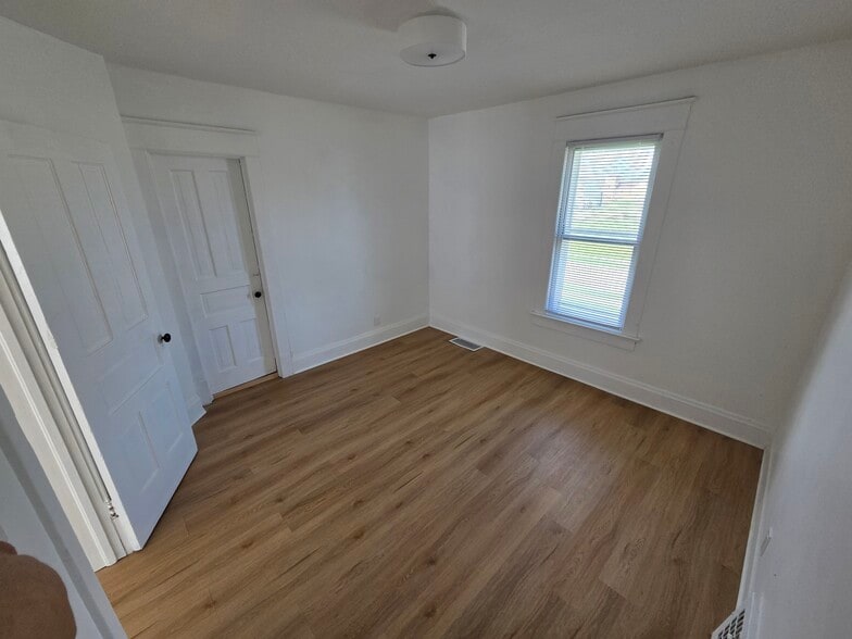 Bedroom 1 - 5706 22nd Ave