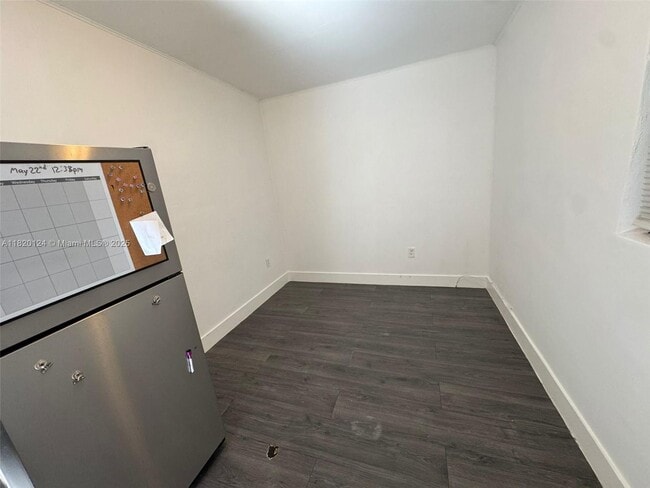 Building Photo - 2700 SW 62nd Ave