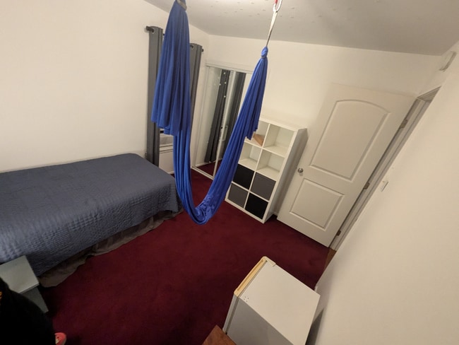 Building Photo - 3814 Starhill Dr