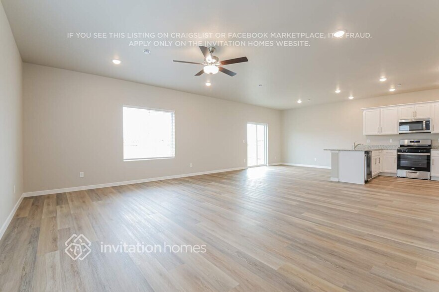 Building Photo - 7406 Green River Ave