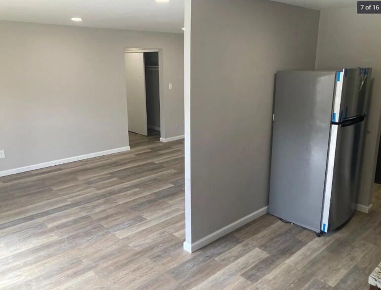 Building Photo - 17500 Euclid Ave