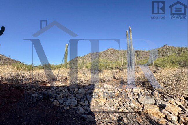 Building Photo - 2Bed/2.5Bath Home in Cave Creek! $1799 MOV...