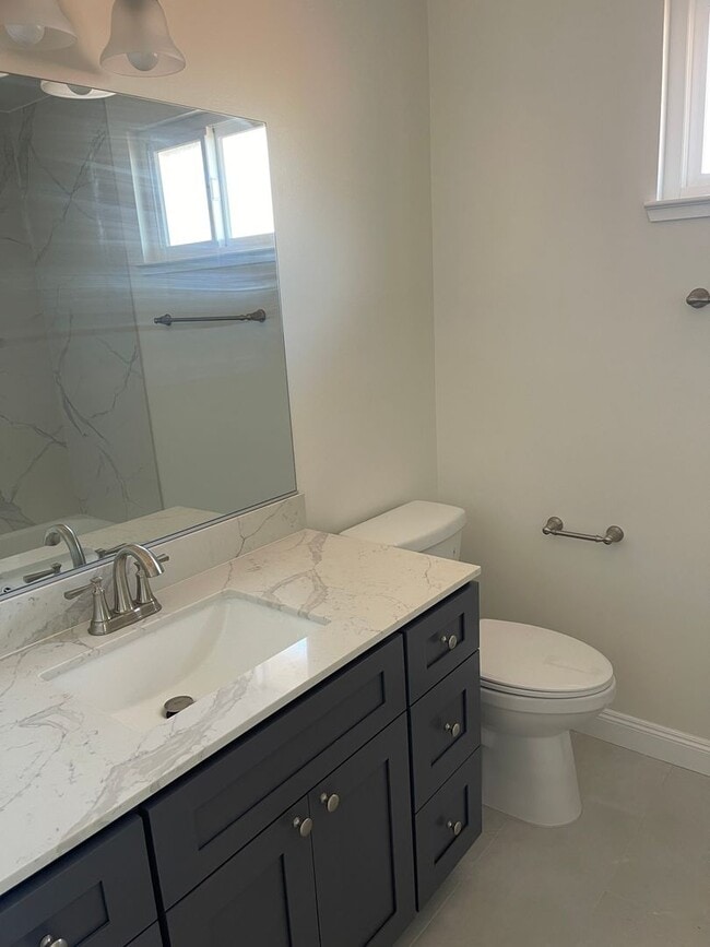 Building Photo - Newly Renovated 4 Bedroom Home with Views