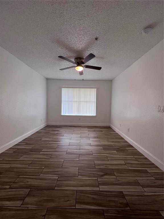 Building Photo - 2208 Antigua Pl