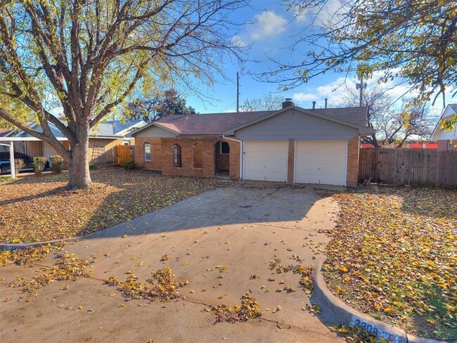 Building Photo - 2808 SW 88th St