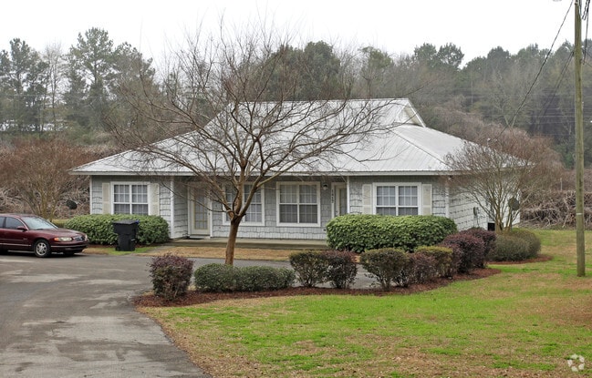 Building Photo - The Cottages at Glenda