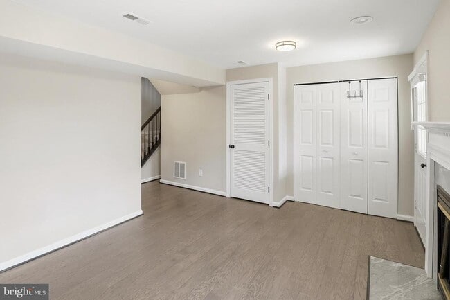 Building Photo - 12831 Silvia Loop