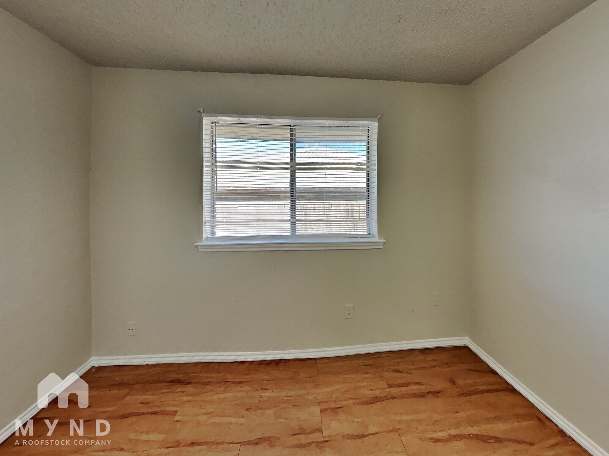 Building Photo - 11835 Garden Terrace Dr