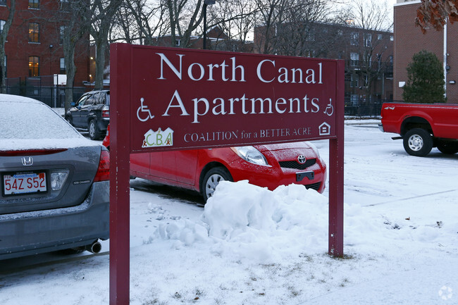 Building Photo - North Canal Apartments