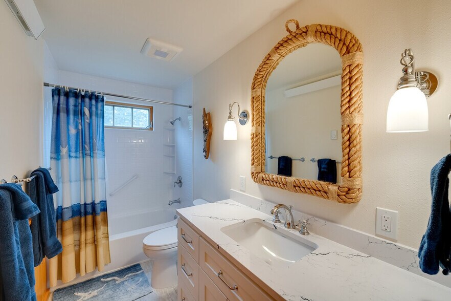 Building Photo - 474 Vista Rd