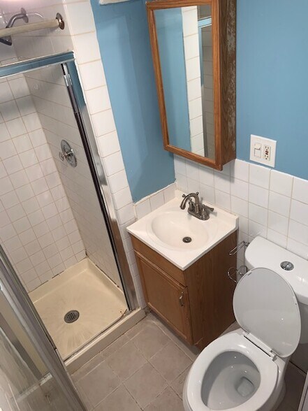 Bathroom 2 - 2044 W Birchwood Ave