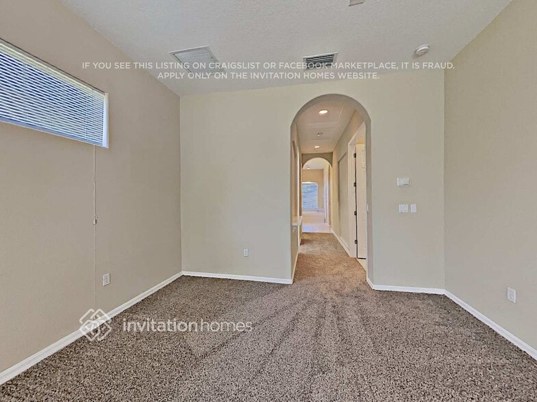 Building Photo - 7119 Pine Valley St