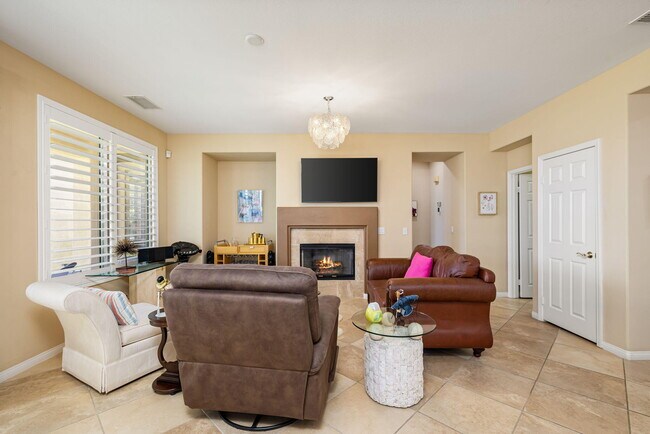 Building Photo - 60268 Sweetshade Ln