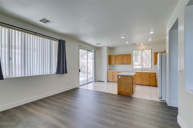 Building Photo - 10901 Napa Ridge Dr