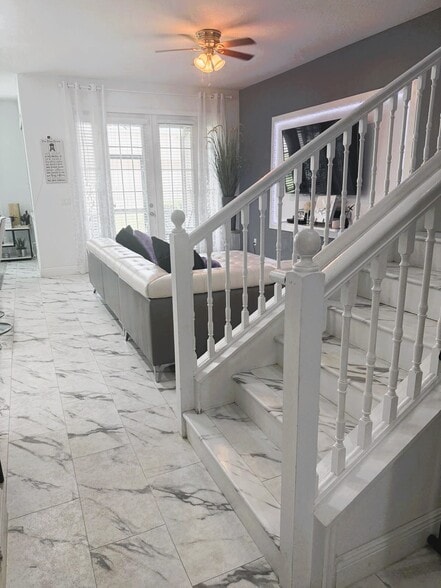 Building Photo - 2065 Chatham Place Dr