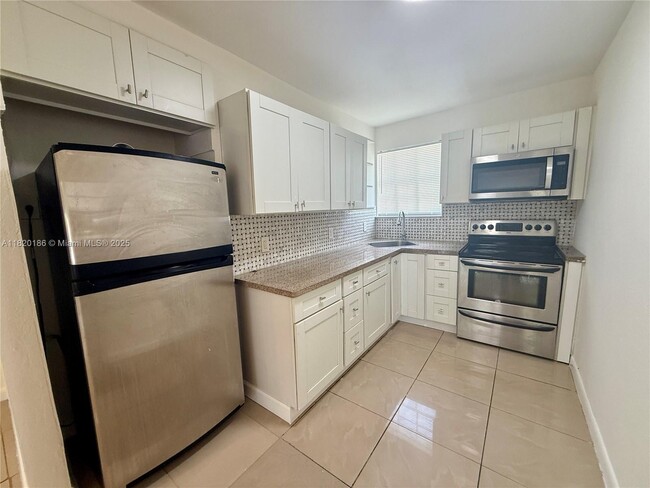 Building Photo - 1146 NW 46th St