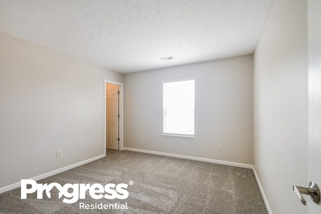 Building Photo - 12403 Titans Dr